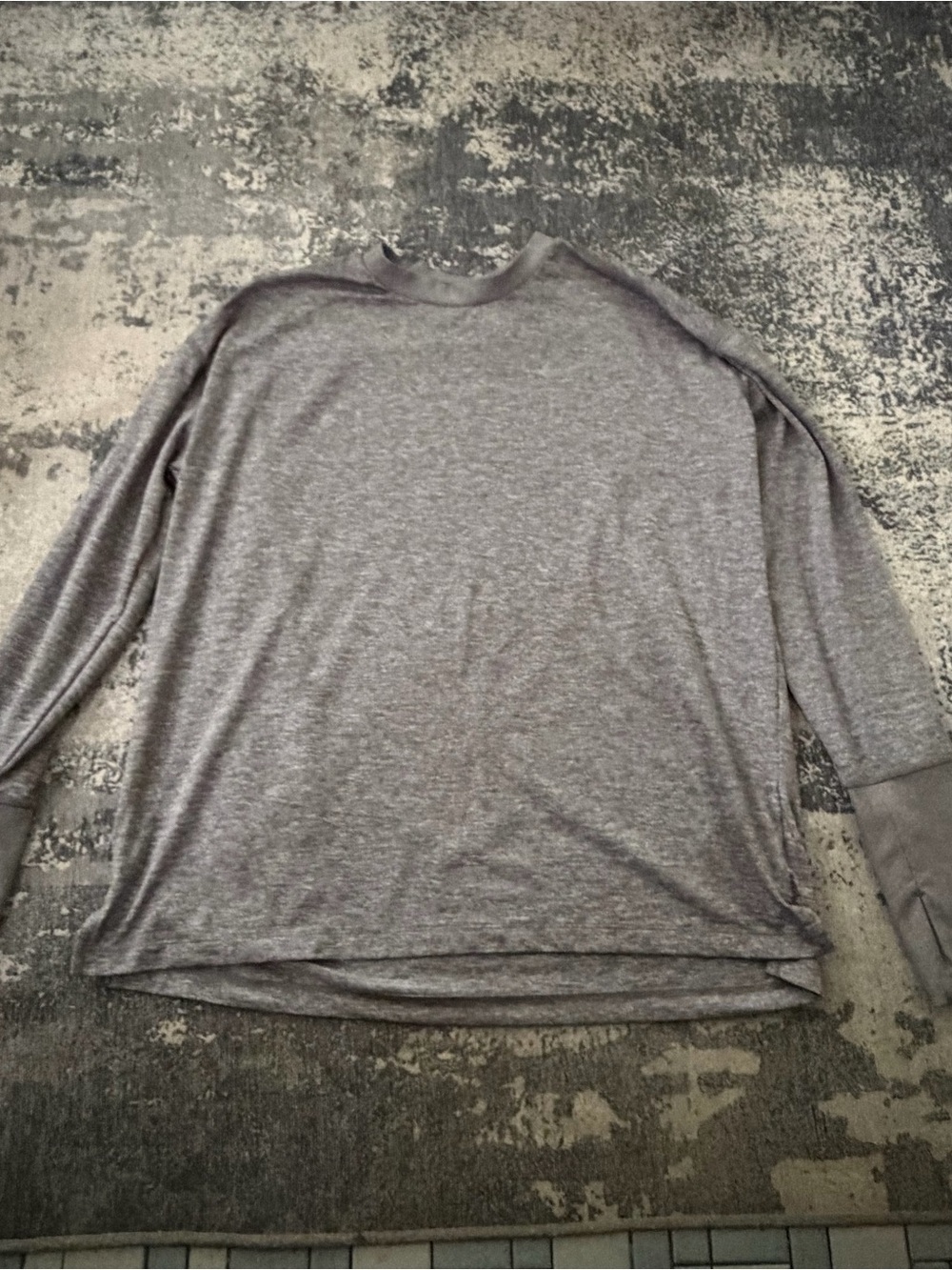 Nike Long-Sleeve Crewneck Top - Heather Gray